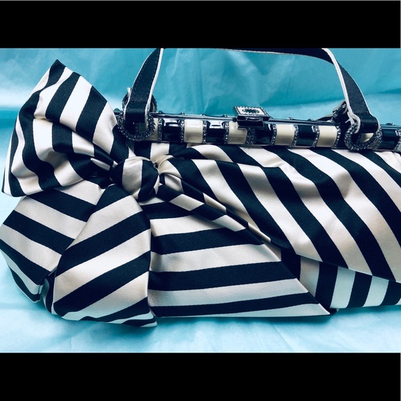 Valentino Black And Ivory Satin Evening Bag - Picture 2 of 5